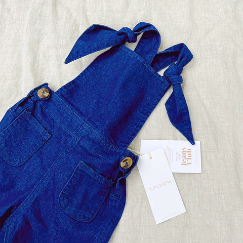 【50%OFFセール】2.Twin Collective Kids Farrah Flare Overall retro rinse blue,tie straps オーバーオール