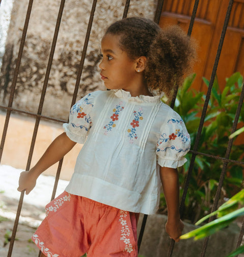 【D1】Lali Kids（ラリキッズ）2026SS Luna Top in Antique White Linen Cotton ブラウス、トップス