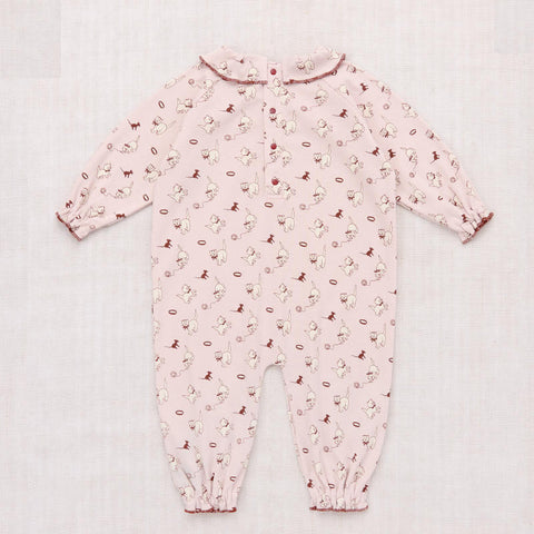 【10/25まで送料無料】【D1】Misha&Puff（ミーシャアンドパフ）2026WI Baby Pierrot Onesie - Candyfloss Cat & Mouse - 長袖ロンパース