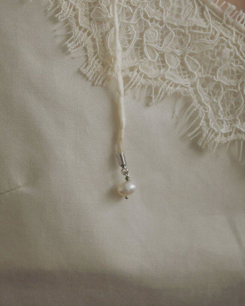 【2月中旬入荷次第お届けのご予約】anuke（アンヌーク） Silk Cord Choker 62710903.