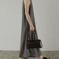 【4月下旬入荷次第お届けのご予約】anuke（アンヌーク） Woolchambray Sleeveless Onepiece 62710301.