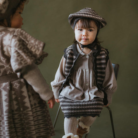 ・MABLI（マブリ） 2024AW PORTH VEST - UMBER- ニットベスト