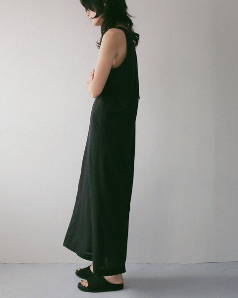 【4月下旬入荷次第お届けのご予約】anuke（アンヌーク） Woolchambray Sleeveless Onepiece 62710301.