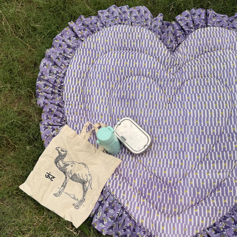 saruche（サルーチェ）Baby Play Mat Heart Frill - スモールサイズ / 厚手 - Purple Lirac リバーシブルプレイマット、ベビーマット