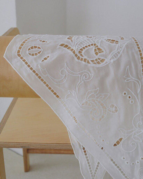 【3月下旬入荷次第お届けのご予約】anuke（アンヌーク） Cutwork Scarf 62711017.