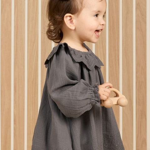 Quincy Mae 2024AW RUFFLE COLLAR BUTTON DRESS