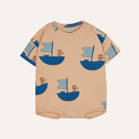 The Campamento（カンパメント） 2025SS SAILOR ALLOVER BABY BODY　半袖ボディ、ロンパース