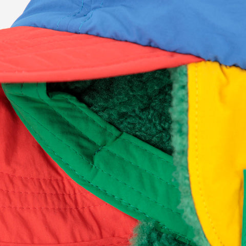 【D2】BOBOCHOSES（ボボショーズ）2025AW BOBOCHOSES color block winter cap　イヤーフラップ付き内ボアキャップ、キッズ帽子