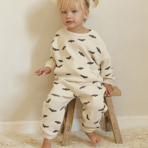 【D1】Quincy Mae（クインシーメイ）2025AW WAFFLE SLOUCH SET  -BATS- コウモリ柄トップス＋パンツセット