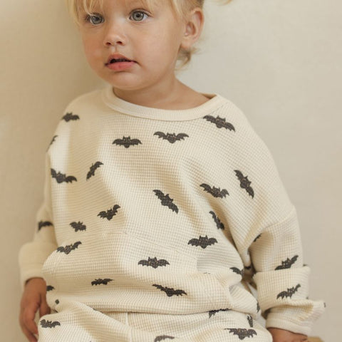 【D1】Quincy Mae（クインシーメイ）2025AW WAFFLE SLOUCH SET  -BATS- コウモリ柄トップス＋パンツセット