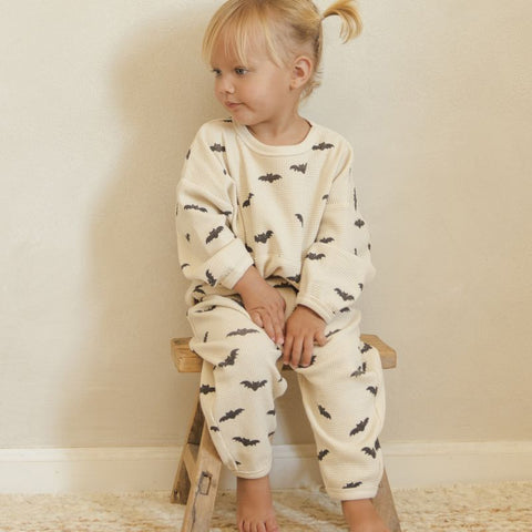 【D1】Quincy Mae（クインシーメイ）2025AW WAFFLE SLOUCH SET  -BATS- コウモリ柄トップス＋パンツセット