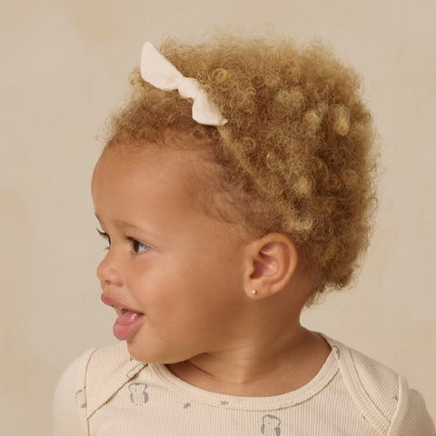 Quincy Mae 2024AW RIBBED KNOTTED HEADBAND GOLDEN STRIPE Baby Turban (Hairband)