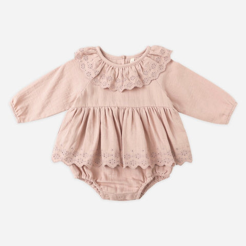 【D1】Quincy Mae（クインシーメイ）2025AW　 THALIA ROMPER -ROSE-  タリア ロンパース