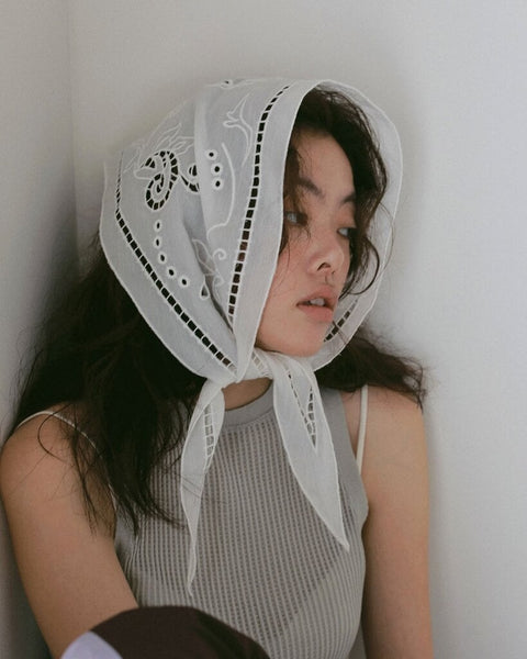 【3月下旬入荷次第お届けのご予約】anuke（アンヌーク） Cutwork Scarf 62711017.