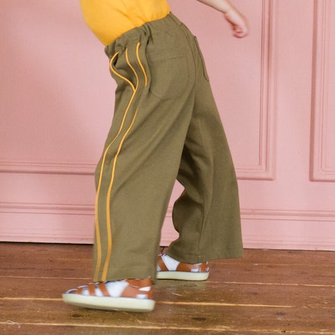 【drop3】&pal（アンドパル）2026SS　retro color line pants　Khaki　サイドラインパンツ　カーキ