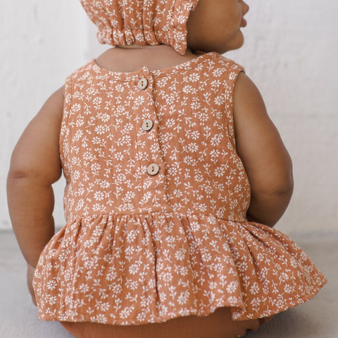 【D2】Quincy Mae（クインシーメイ）2026SS　SLEEVELESS PEPLUM SET -POPPY FLORAL-  ノースリーブ+ブルマセット