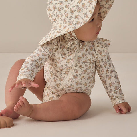 【D2】Quincy Mae（クインシーメイ）2026SS  BYRON RASHGUARD ONE-PIECE -WILDFLOWER-　ラッシュガードワンピース  ワイルドフラワー