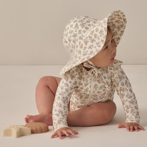 【D2】Quincy Mae（クインシーメイ）2026SS  BYRON RASHGUARD ONE-PIECE -WILDFLOWER-　ラッシュガードワンピース  ワイルドフラワー