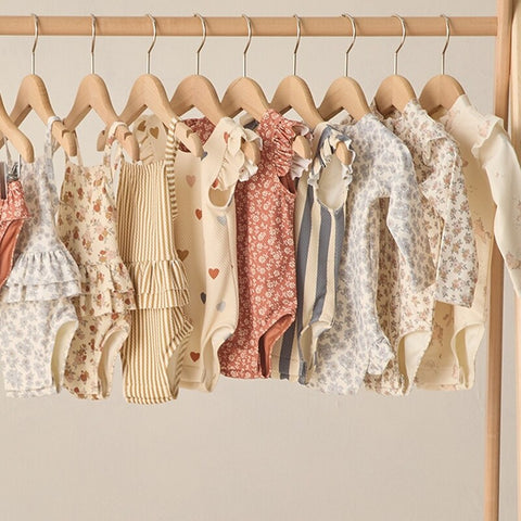 【D2】Quincy Mae（クインシーメイ）2026SS  SCOOP BACK ONE-PIECE SWIMSUIT -RETRO OCEAN STRIPE-　ストライプワンピース水着 レトロオーシャン