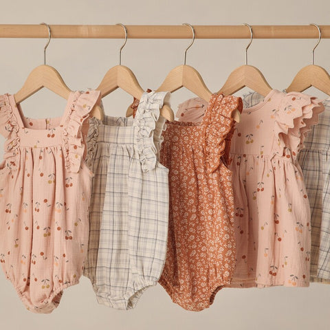 【D2】Quincy Mae（クインシーメイ）2026SS　MAYA ROMPER  -BLUE PLAID-  ブルー チェックロンパース