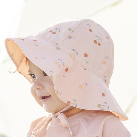 【D2】Quincy Mae（クインシーメイ）2026SS   SUN HAT    -CHERRIES-  チェリー柄サンハット