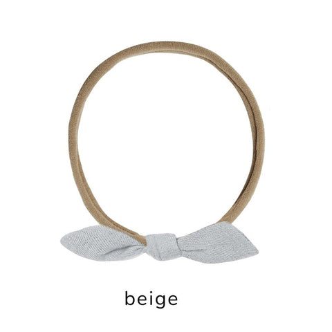 【D2】Quincy Mae（クインシーメイ）2026SS  LITTLE KNOT HEADBAND  - SKY-　リボン付きヘッドバンド、ヘアアクセ