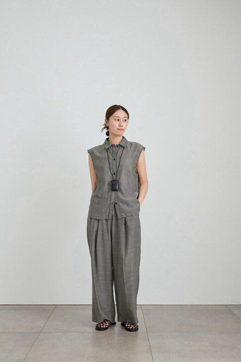【4月下旬入荷次第お届けのご予約】anuke（アンヌーク） Woolchambray Sleeveless Shirts 62710405.