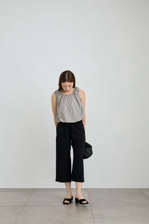 【3月中旬入荷次第お届けのご予約】anuke（アンヌーク） Back Satin Capripants 62710718.