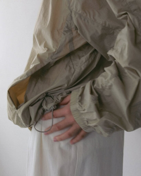 【3月上旬入荷次第お届けのご予約】anuke（アンヌーク） Sheer Track Blouson 62710201.