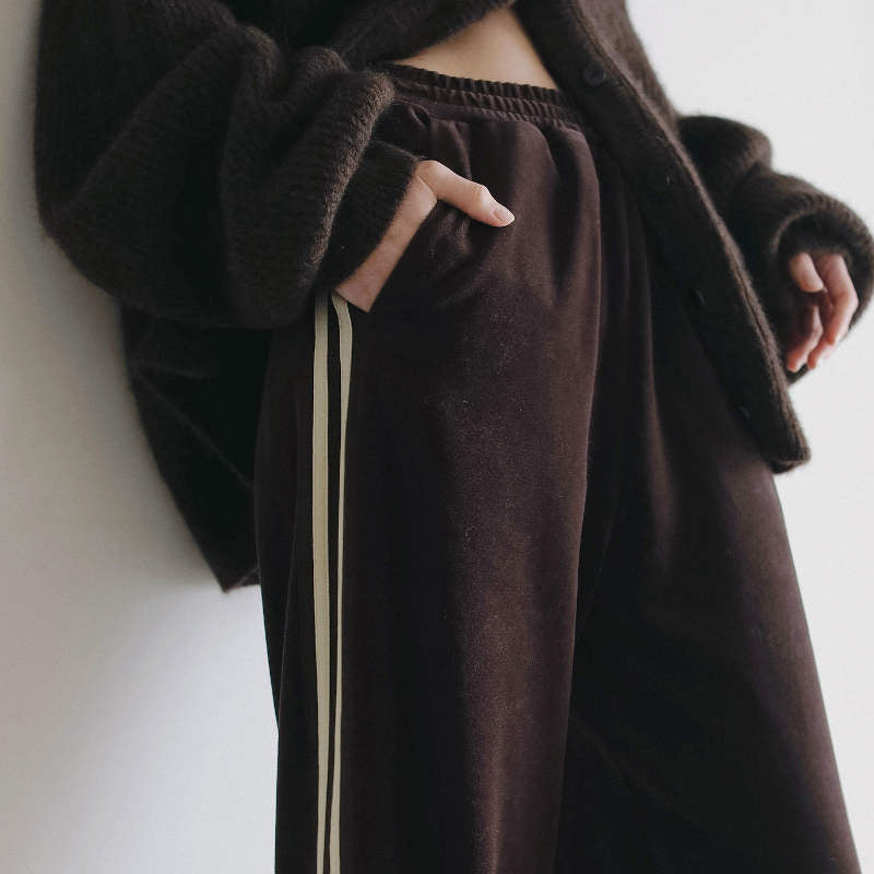 anuke アンヌーク Velour Track Pant anuke（アンヌーク） 2026SS Velour Track Pants ベロアパンツ