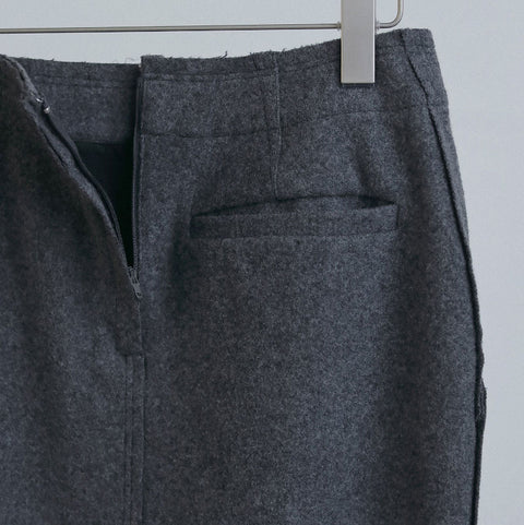 【10月中旬入荷次第お届けのご予約】anuke（アンヌーク）  Wool Cutoff Skirt ウールカットオフスカート（CGRY/NVY）62620807.