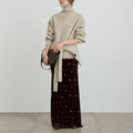 【11月中旬入荷次第お届けのご予約】anuke（アンヌーク） Embroidery Flower Velourskirt 刺繍入りベロアスカート（BRN/NVY）62620809.