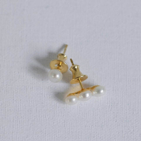【12月中旬入荷次第お届けのご予約】anuke（アンヌーク） Mini Pearl Pierce ミニピアスセット（WHT）62620905