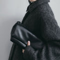 【12月中旬入荷次第お届けのご予約】anuke（アンヌーク） Ecoleather Wrap Bag エコレザーバッグ（LGRN/BLK）62621027.