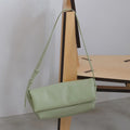 【12月中旬入荷次第お届けのご予約】anuke（アンヌーク） Ecoleather Wrap Bag エコレザーバッグ（LGRN/BLK）62621027.