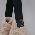 【11月中旬入荷次第お届けのご予約】anuke（アンヌーク）  Boa Tote Bag ボアトートバッグ（IVR）62621037.