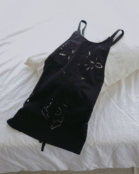【3月下旬入荷次第お届けのご予約】anuke（アンヌーク） Cutwork Lace Apron 62710403.