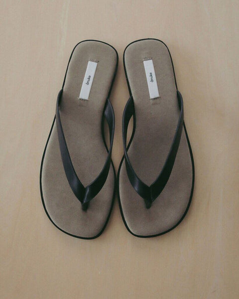 【4月下旬入荷次第お届けのご予約】anuke（アンヌーク） Bicolor Tongs Sandals 62711005.