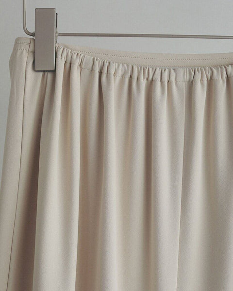 【2月上旬入荷次第お届けのご予約】anuke（アンヌーク） Georgette Pencil Skirt 62710803.