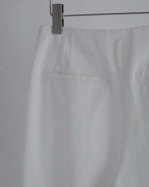 【4月上旬入荷次第お届けのご予約】anuke（アンヌーク） Tuck Bermuda Pants 62710705.