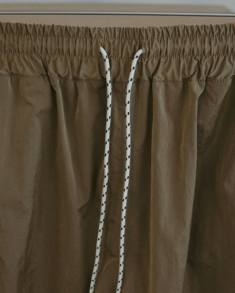 【5月中旬入荷次第お届けのご予約】anuke（アンヌーク） Nylon Half Pants 62710706.