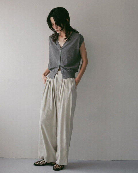 【4月中旬入荷次第お届けのご予約】anuke（アンヌーク） Vneck Botton Vest 62710521.