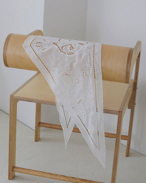 【3月下旬入荷次第お届けのご予約】anuke（アンヌーク） Cutwork Scarf 62711017.