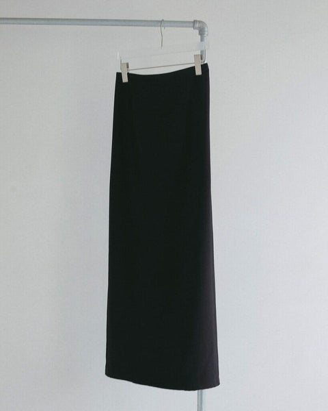 【2月上旬入荷次第お届けのご予約】anuke（アンヌーク） Georgette Pencil Skirt 62710803.