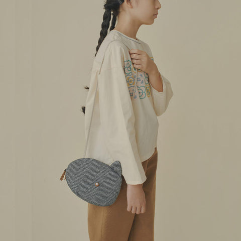 mina perhonen（ミナペルホネン）24SS chit -khaki- ポシェット ACS7223P