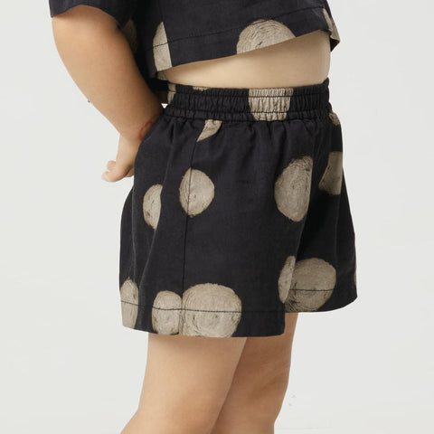 WOLF&RITA（ウルフアンドリタ） 2026SS 2026SS AUGUSTO SHORT PANTS -polka black- ベビーショートパンツ