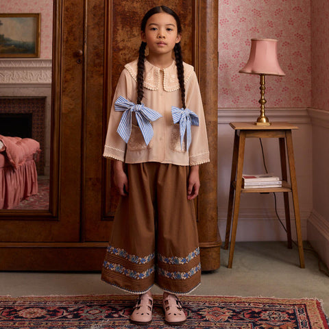 Apolina（アポリナ）2026AW CONSTANCE TROUSER - CHOCOLATE -　キッズパンツ