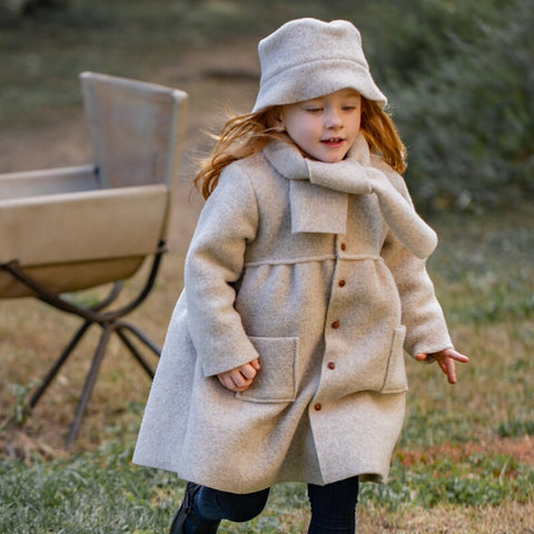 1 + in the family（ワンモア イン ザ ファミリー） 2026AW GORIZIA -blue- girly coat w/scarf スカート付きガーリーコート (コピー).