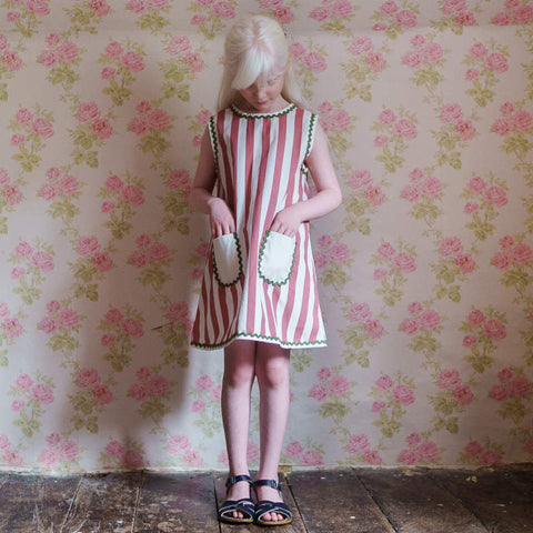 Little Cotton Clothes（リトルコットンクローズ）2026SS Hannah Dress Raspberry Stripe ワンピース、キッズドレス