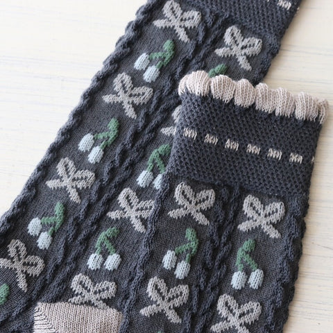 【25AW新商品】collegien（コレジアン）Cerise  Jacquard Cherries and Bows Knee-high Socks    ジャカード チェリー&リボン  ニーハイ 【2651】